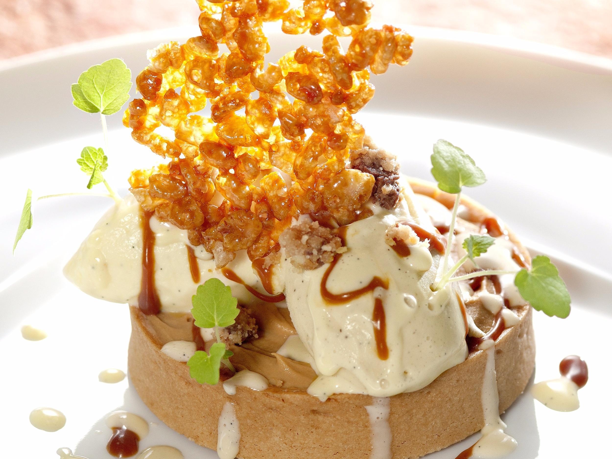 Logis Hotel Restaurant Nougier Saint-Étienne-de-Fursac エクステリア 写真