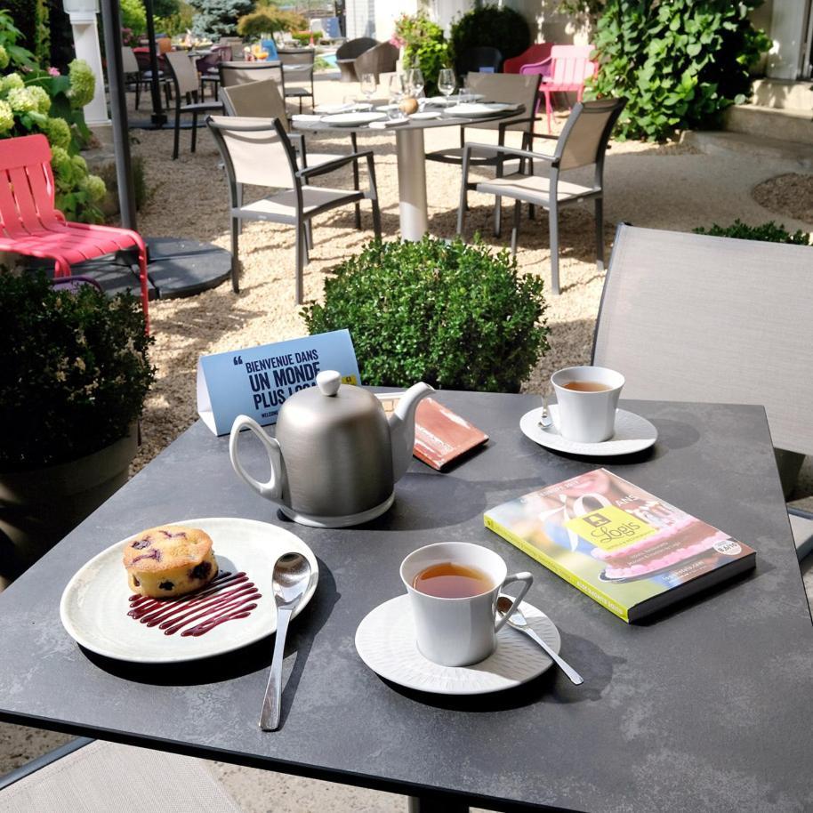 Logis Hotel Restaurant Nougier Saint-Étienne-de-Fursac エクステリア 写真