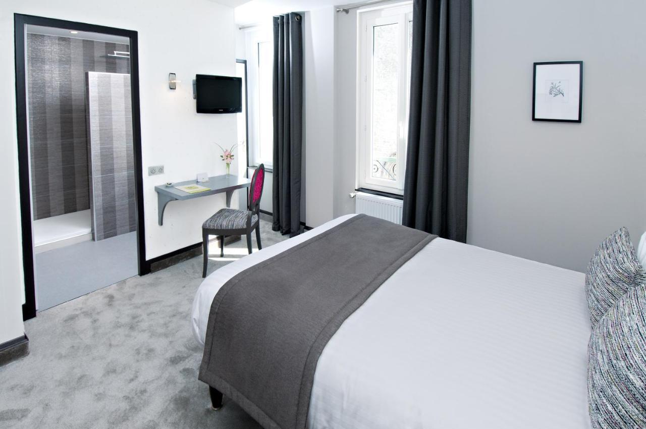 Logis Hotel Restaurant Nougier Saint-Étienne-de-Fursac エクステリア 写真