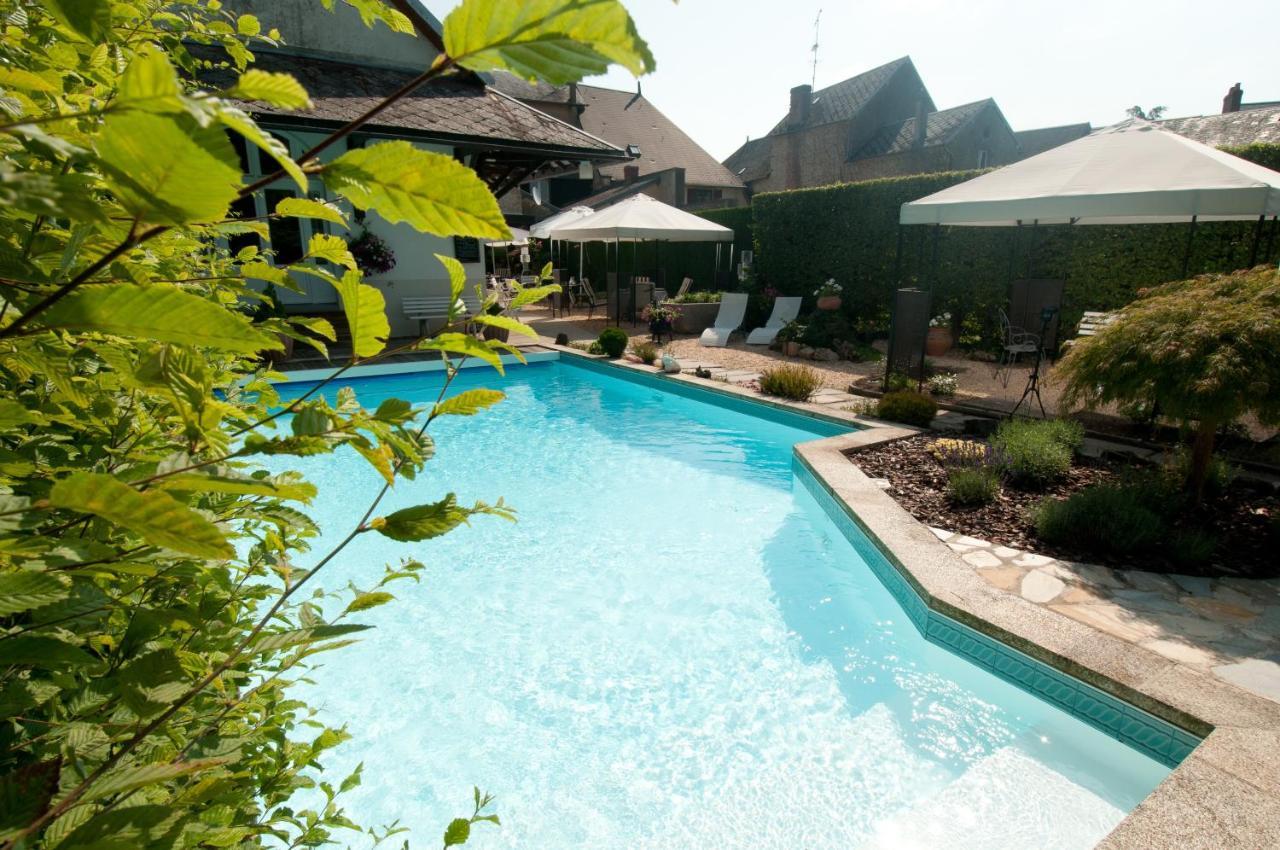 Logis Hotel Restaurant Nougier Saint-Étienne-de-Fursac エクステリア 写真